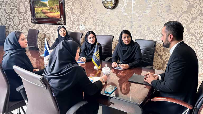 مدیریت و تیم ایمن آریا هخامنش